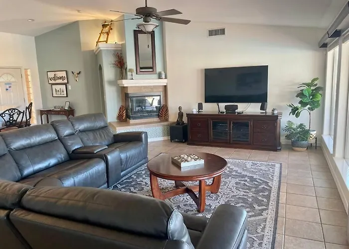 Villa La Isla Panoramic Views, Outdoor Kitchen, Sleeps 16